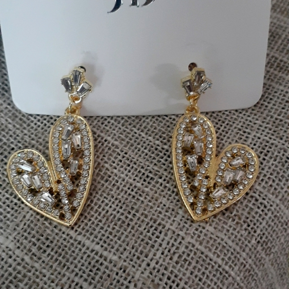 Sold Offline - Studded Rhinestone Heart Earrings